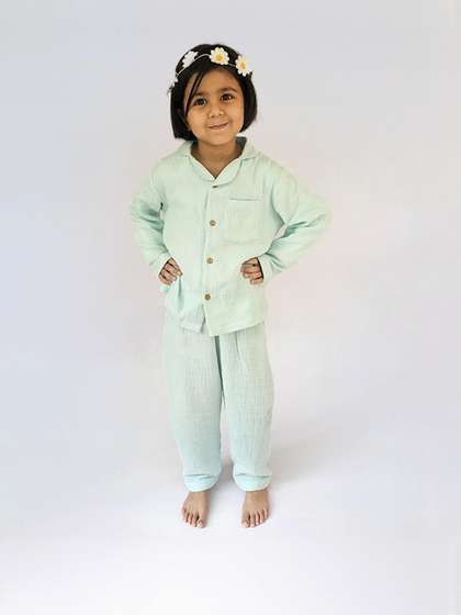 Snuggly Spaces
                    Kids-Unisex Green Nightdress