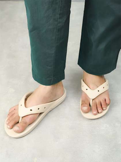 HRX by Hrithik Roshan
                    Men Thong Flip-Flops