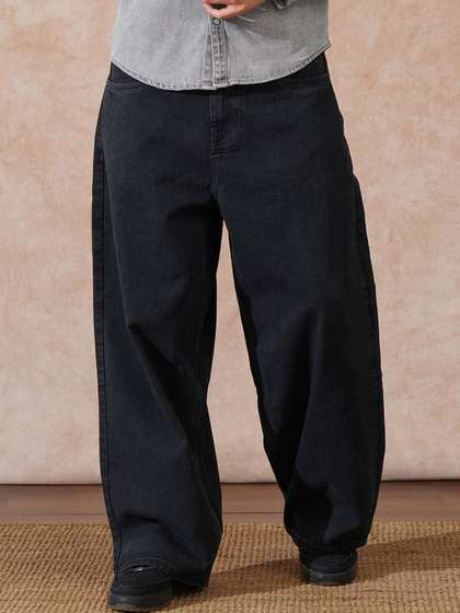 WROGN Men Comfort
                        Mid-Rise Slash Knee Jeans