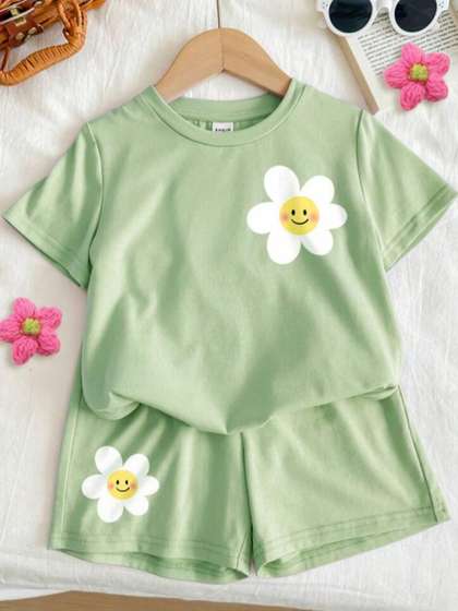 BLARY FASHION PLANET
                    Girls Printed T-shirt with Shorts