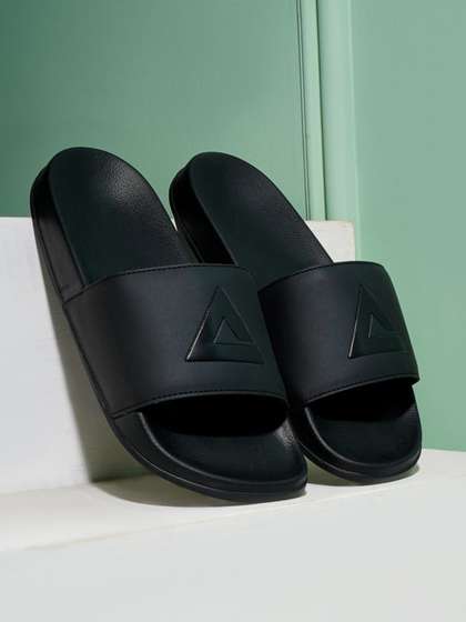 ARVAN Men Printed
                        Sliders
