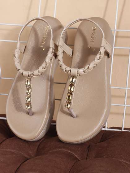 DressBerry Women
                        Wedge Sandals
