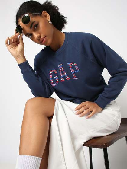 GAP Brand Logo
                      Applique Sweatshirt