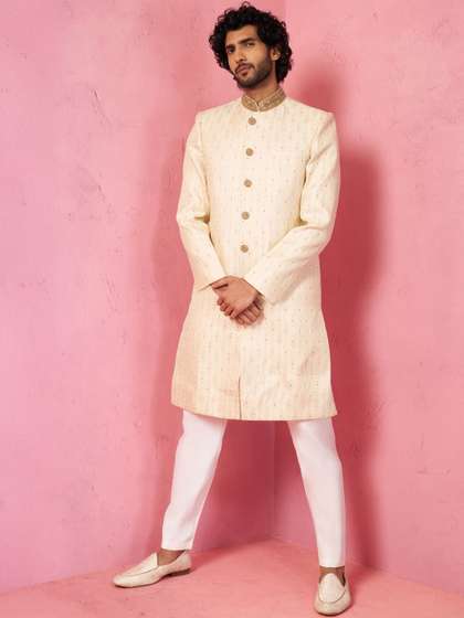 VASTRAMAY Men
                          Mandarin Collar Self Design Sherwani Set