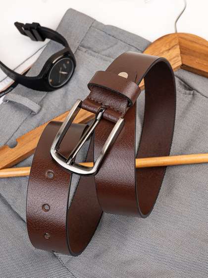 FOOTONS Men Textured
                    Leather Belt With 35MM Metal Buckle