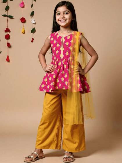 Nauti Nati Girls Floral
                    Printed Regular Pure Cotton Kurti with Salwar