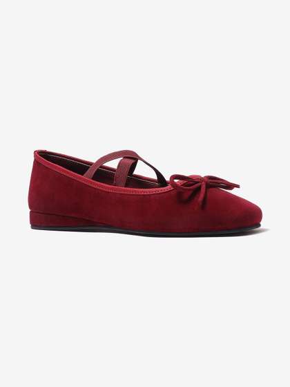 Pair ie Tales
                          Women Bows Flats