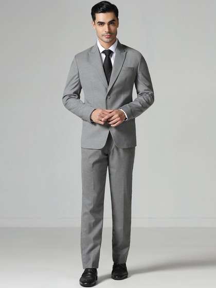 TAHVO
                        Single-Breasted Two-Piece Suit
