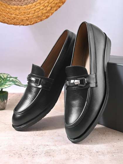 HERE&NOW Men
                        Round Toe Textured Formal Loafers