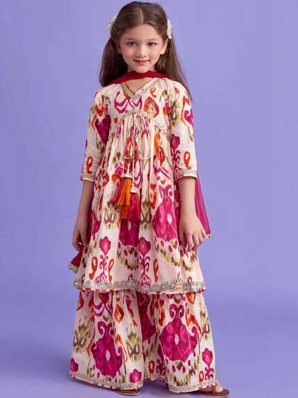 YK Girls Ethnic Motifs
                      Printed Tiered Gotta Patti Kurta with Sharara
                      & With Dupatta