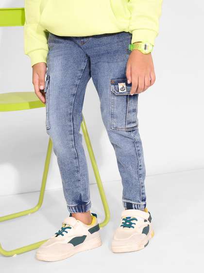 Pantaloons Junior Boys
                      Regular Fit Mid-Rise Light Fade Cargo Styles
                      Jeans