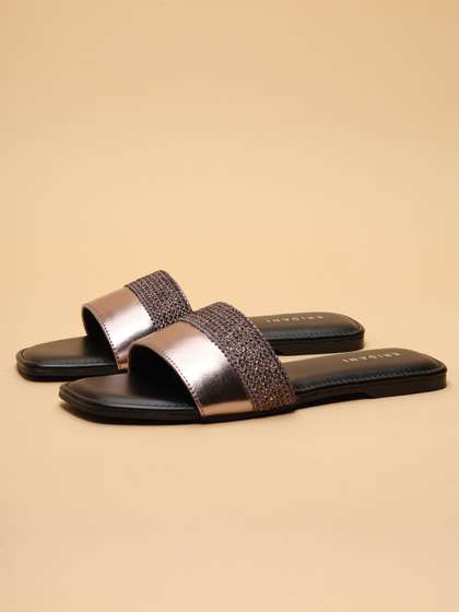 ERIDANI Women
                        Textured Open Toe Flats