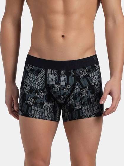 Jockey Super Combed
                        Cotton Stretch Printed Trunk with Ultrasoft
                        Waistband-US63