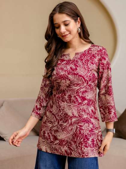 DAEVISH Botanical
                        Printed V-Neck Kurti