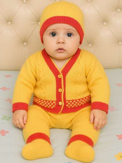 paryag hosiery Infants
                    Kids 5 Pices Self Design Baby Apparel Gift Set