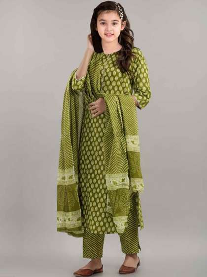 Vetrokart Girls Ethnic
                    Motifs Printed Regular Kurta with Trousers &
                    With Dupatta