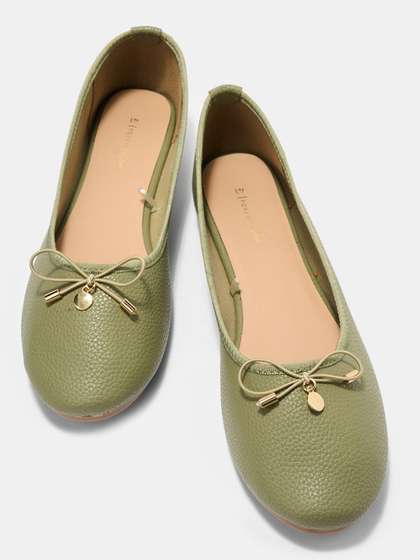 Forever Glam by
                          Pantaloons Women Textured Core M with Bows
                          Flats