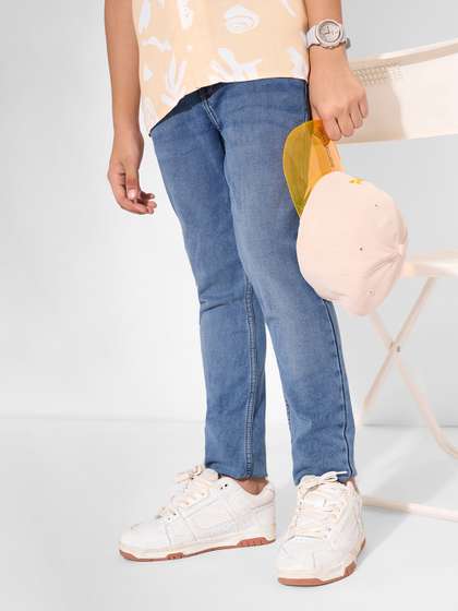 Pantaloons Junior Boys
                      Slim Fit Mid-Rise Light Fade Jeans