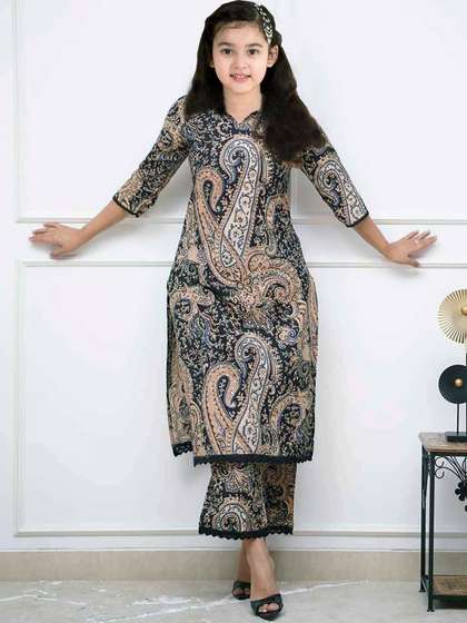 Vetrokart Girls Paisley
                    Printed Regular Kurta with Trousers