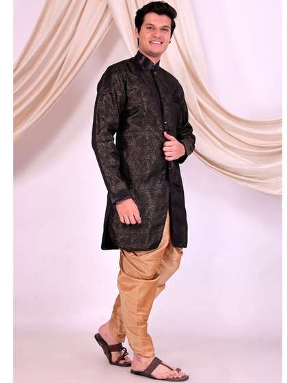 Desibutik
                        Embroidered Mandarin Collar Sherwani