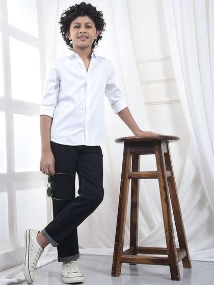 Crimsoune Club Boys Slim
                    Fit Casual Shirt