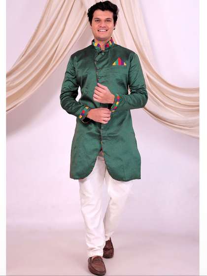 Desibutik Mandarin
                        Collar Sherwani