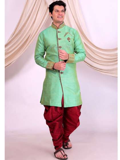 Desibutik
                        Embroidered Mandarin Collar Sherwani