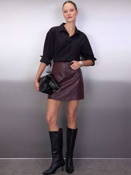 Trendyol Pencil Mini
                        Skirts
