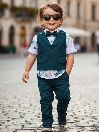 MEROPE Boys Printed
                    Shirt with Trousers