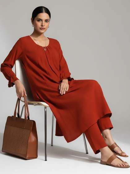 Varanga Women
                        Regular Kurta with Trousers