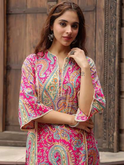 KKOUTFITS Women
                          Paisley Printed Kurta