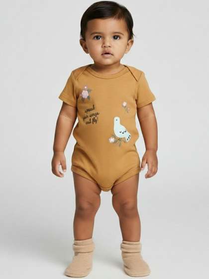 YK Infants Printed
                    Envelope Neck Cotton Bodysuit