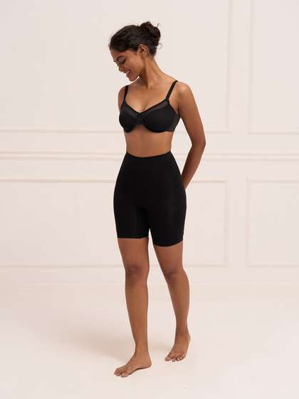Underneat Women
                          Seamless Mid Waist Butt Lifting Shorts with
                          Sensil Fabric & Antislip Grip