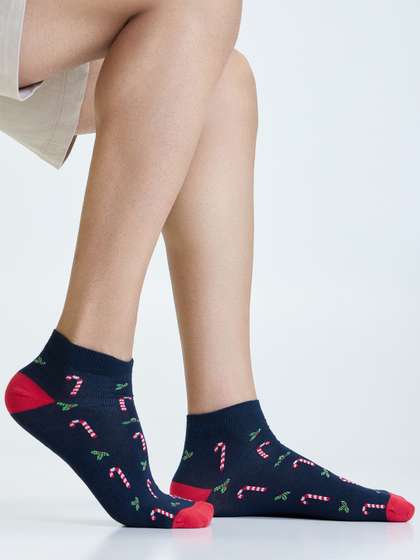 Mint & Oak Navy Blue
                    & Red Patterned Ankle Length socks