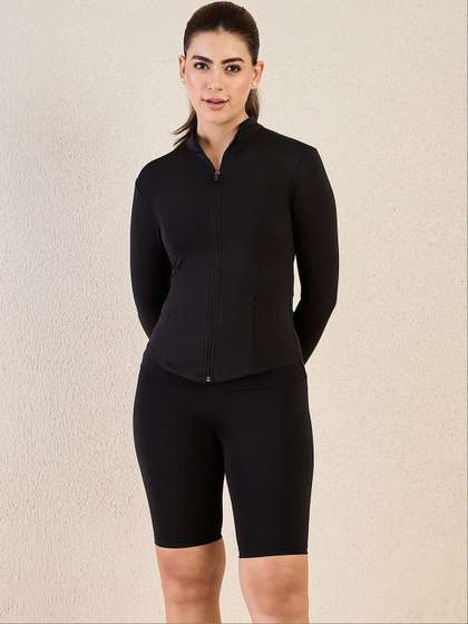COLOR CAPITAL Women
                      Lightweight Antimicrobial Training or Gym Sporty
                      Jacket