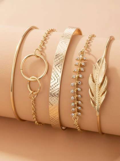 DressBerry Women 5
                        Cubic Zirconia Gold-Plated Charm Bracelet