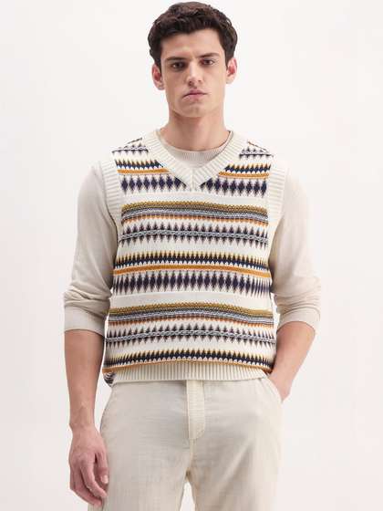 RARE RABBIT Men
                        Printed Sweater Vest