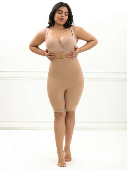 Underneat Women
                        Seamless Classic Series High Waist Tummy Tucker
                        Shorts with Thigh Shaping