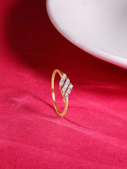 GIVA 14KT BIS Hall
                        Mark Gold Classy Diamond Ring-1.052 gms