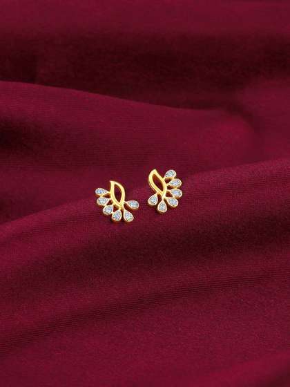 GIVA 14KT Graceful
                        Curve Diamond Earrings-1.04 gms