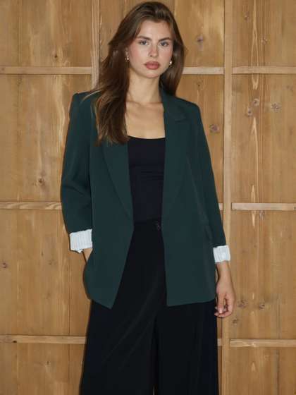 Trendyol Notched
                          Lapel Collar Long Sleeves Open Front Blazer