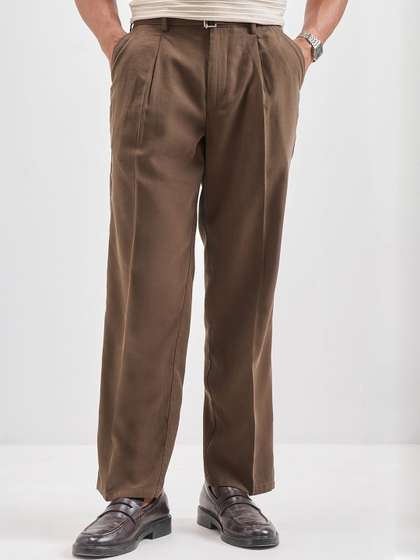 HIGHLANDER Men
                        Relaxed Fit Mid-Rise Formal Trousers