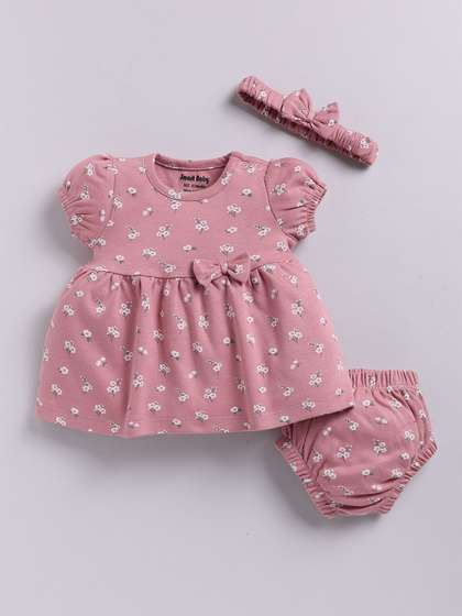 Smart Baby Girls
                      Floral Printed Puff Sleeves A-Line Dress With
                      Bloomer & Headband
