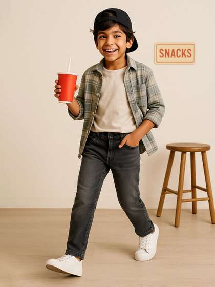 TALES & STORIES Boys
                    Black Slim Fit Mid-Rise Light Fade Stretchable Denim
                    Jeans