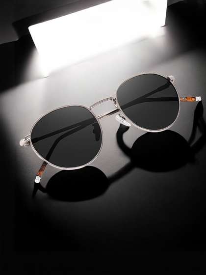 IFLASH Unisex Full
                        Rim UV Protected Steel-Toned Round Sunglasses
                        998 SILVER BLACK
