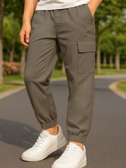 YK X Trampoline Boys
                    Cotton Relaxed Pleated Cargos Trousers With 4
                    Pockets
