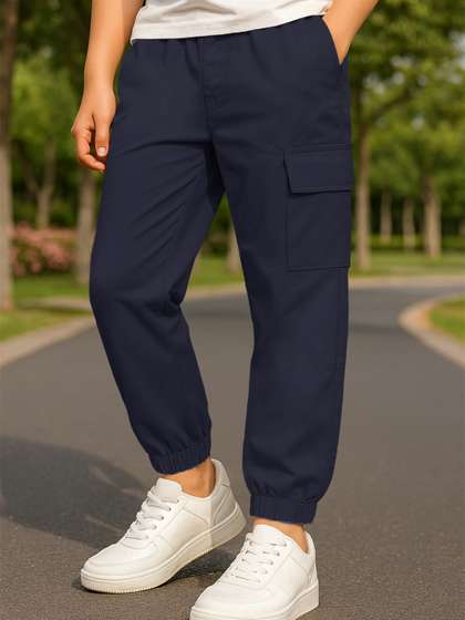 YK X Trampoline Boys
                    Relaxed Regular Fit Mid-Rise Cotton Cargos with 4
                    Pockets