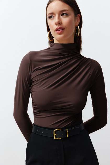 Trendyol Women High
                        Neck Long Sleeves Fitted Top