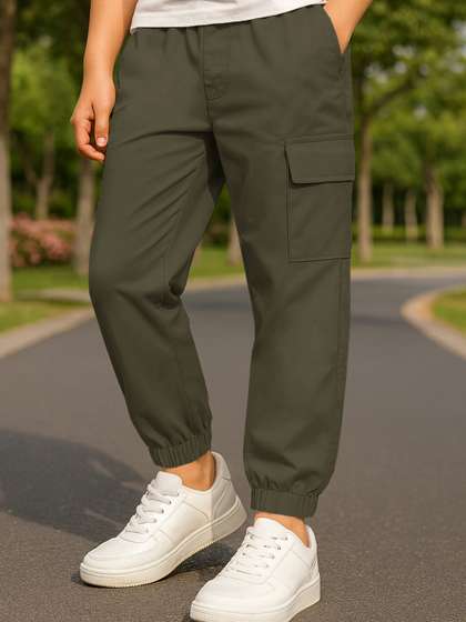 YK X Trampoline Boys
                    Cotton Relaxed Pleated Cargos Trousers With 4
                    Pockets