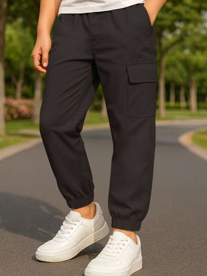YK X Trampoline Boys
                    Cotton Relaxed Pleated Cargos Trousers With 4
                    Pockets